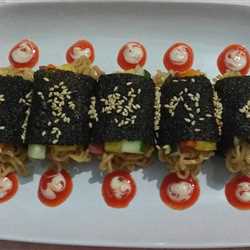 Mie Gulung Nori